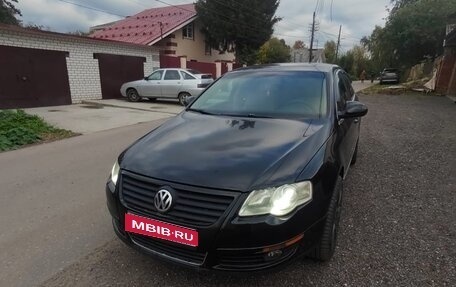 Volkswagen Passat B6, 2005 год, 650 000 рублей, 1 фотография