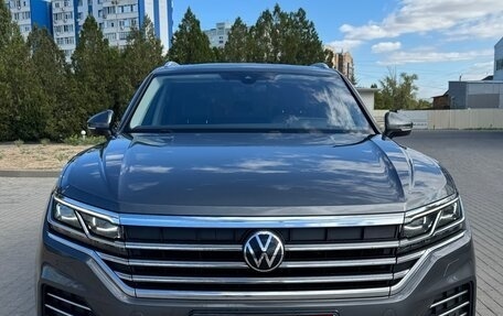 Volkswagen Touareg III, 2021 год, 6 300 000 рублей, 1 фотография