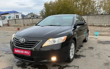 Toyota Camry, 2008 год, 680 000 рублей, 1 фотография