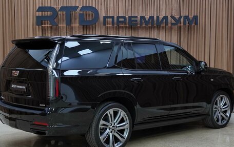 Cadillac Escalade V, 2024 год, 18 990 000 рублей, 3 фотография