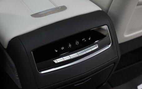 Cadillac Escalade V, 2024 год, 18 990 000 рублей, 30 фотография