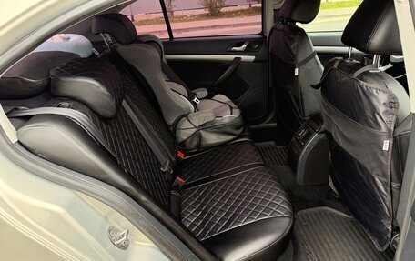 Skoda Octavia, 2011 год, 1 000 000 рублей, 12 фотография