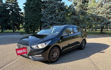 Hyundai Solaris II рестайлинг, 2017 год, 1 210 000 рублей, 8 фотография