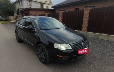 Volkswagen Passat B6, 2005 год, 650 000 рублей, 2 фотография