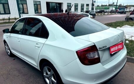 Skoda Rapid I, 2015 год, 600 000 рублей, 2 фотография