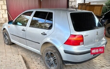 Volkswagen Golf IV, 2000 год, 310 000 рублей, 2 фотография