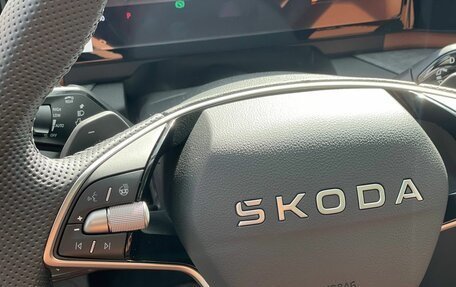 Skoda Kodiaq, 2025 год, 4 990 000 рублей, 13 фотография
