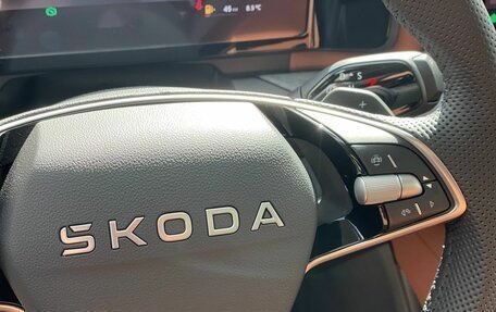 Skoda Kodiaq, 2025 год, 4 990 000 рублей, 14 фотография