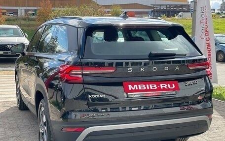 Skoda Kodiaq, 2025 год, 4 990 000 рублей, 7 фотография