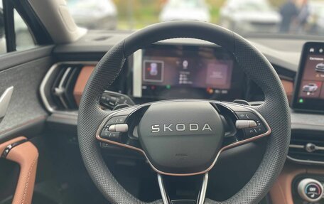 Skoda Kodiaq, 2025 год, 4 990 000 рублей, 28 фотография