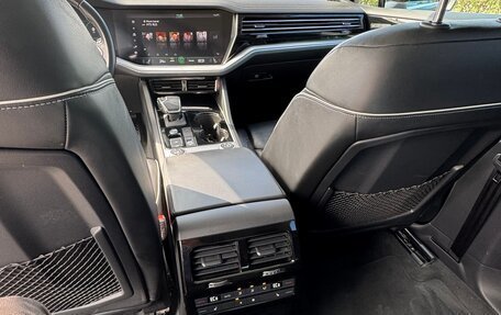 Volkswagen Touareg III, 2021 год, 6 300 000 рублей, 7 фотография