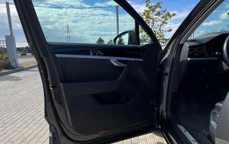 Volkswagen Touareg III, 2021 год, 6 300 000 рублей, 5 фотография
