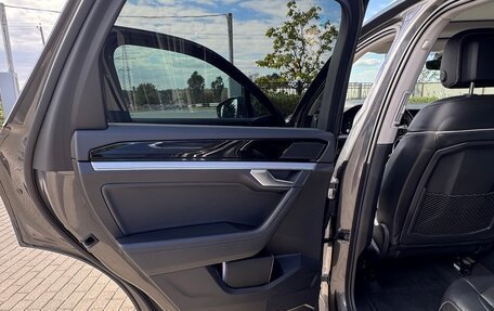 Volkswagen Touareg III, 2021 год, 6 300 000 рублей, 6 фотография