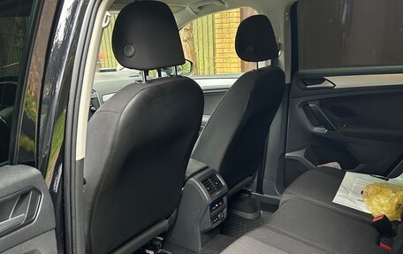 Volkswagen Tiguan II, 2020 год, 2 200 000 рублей, 10 фотография
