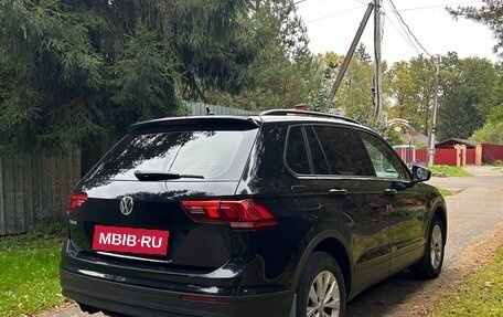 Volkswagen Tiguan II, 2020 год, 2 200 000 рублей, 4 фотография