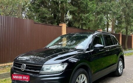 Volkswagen Tiguan II, 2020 год, 2 200 000 рублей, 9 фотография