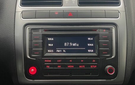 Volkswagen Polo VI (EU Market), 2016 год, 896 000 рублей, 24 фотография