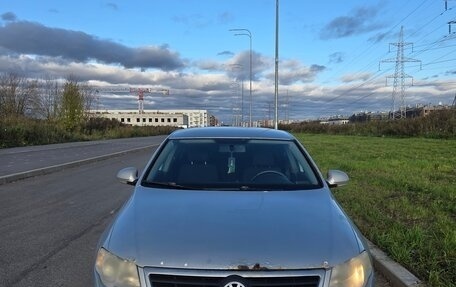 Volkswagen Passat B6, 2008 год, 380 000 рублей, 2 фотография