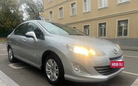 Peugeot 408 I рестайлинг, 2016 год, 600 000 рублей, 3 фотография