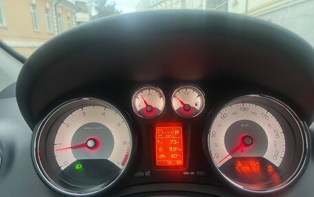 Peugeot 408 I рестайлинг, 2016 год, 600 000 рублей, 14 фотография