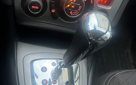 Peugeot 408 I рестайлинг, 2016 год, 600 000 рублей, 13 фотография