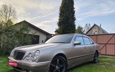 Mercedes-Benz E-Класс, 2000 год, 350 000 рублей, 1 фотография