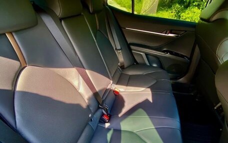 Toyota Camry, 2018 год, 3 250 000 рублей, 6 фотография