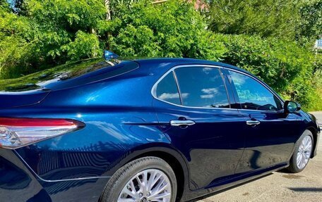 Toyota Camry, 2018 год, 3 250 000 рублей, 9 фотография