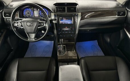 Toyota Camry, 2018 год, 1 899 000 рублей, 9 фотография