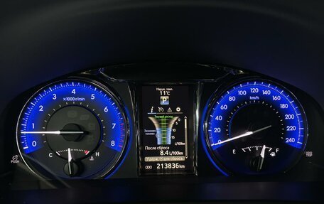 Toyota Camry, 2018 год, 1 899 000 рублей, 14 фотография