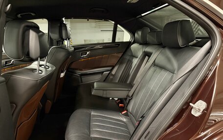 Mercedes-Benz E-Класс, 2010 год, 1 250 000 рублей, 13 фотография