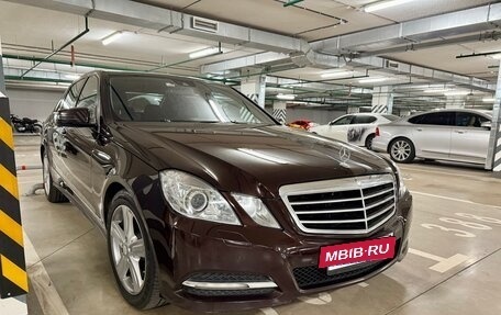 Mercedes-Benz E-Класс, 2010 год, 1 250 000 рублей, 10 фотография