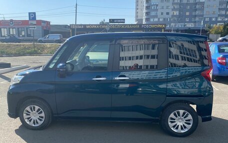 Toyota Roomy I, 2018 год, 1 090 000 рублей, 4 фотография