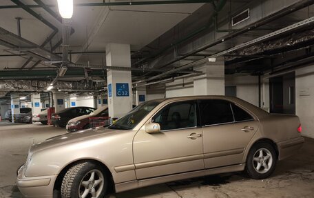 Mercedes-Benz E-Класс, 2000 год, 350 000 рублей, 16 фотография