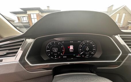 Volkswagen Tiguan II, 2018 год, 2 200 000 рублей, 2 фотография