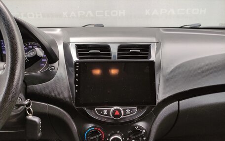 Hyundai Solaris II рестайлинг, 2011 год, 640 000 рублей, 10 фотография