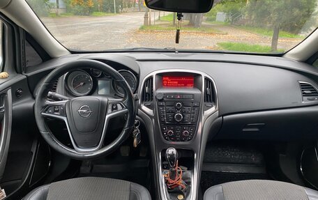 Opel Astra J, 2011 год, 650 000 рублей, 8 фотография