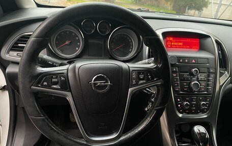Opel Astra J, 2011 год, 650 000 рублей, 10 фотография