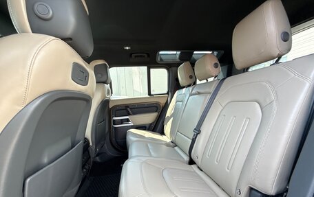 Land Rover Defender II, 2022 год, 6 300 000 рублей, 17 фотография