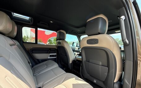 Land Rover Defender II, 2022 год, 6 300 000 рублей, 19 фотография
