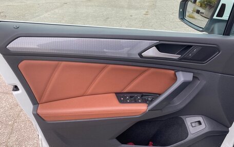 Volkswagen Tiguan II, 2021 год, 3 190 000 рублей, 14 фотография