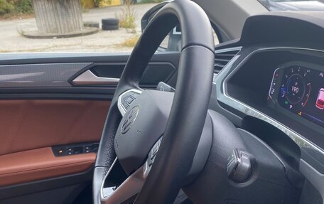 Volkswagen Tiguan II, 2021 год, 3 190 000 рублей, 15 фотография