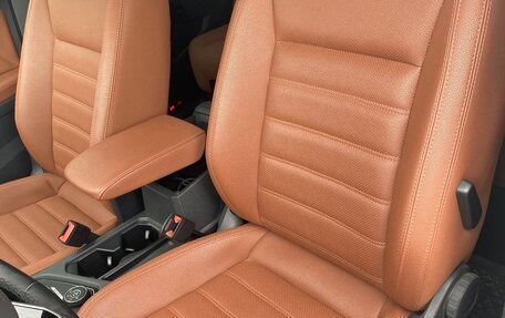 Volkswagen Tiguan II, 2021 год, 3 190 000 рублей, 10 фотография