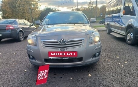 Toyota Avensis III рестайлинг, 2007 год, 660 000 рублей, 2 фотография