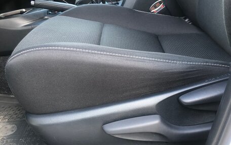 Toyota RAV4, 2018 год, 2 390 000 рублей, 10 фотография