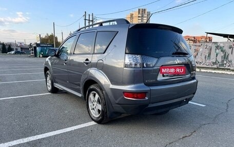 Mitsubishi Outlander III рестайлинг 3, 2011 год, 1 030 000 рублей, 4 фотография