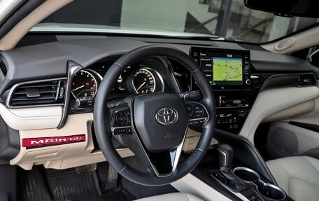 Toyota Camry, 2021 год, 3 590 000 рублей, 12 фотография