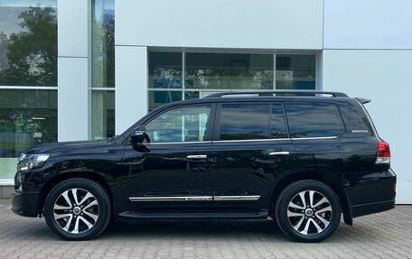 Toyota Land Cruiser 200, 2018 год, 7 299 000 рублей, 5 фотография