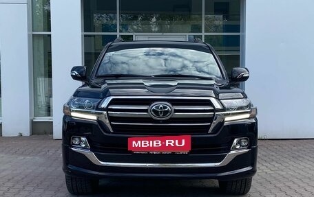 Toyota Land Cruiser 200, 2018 год, 7 299 000 рублей, 3 фотография