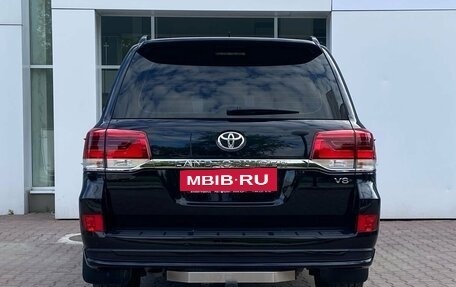 Toyota Land Cruiser 200, 2018 год, 7 299 000 рублей, 4 фотография